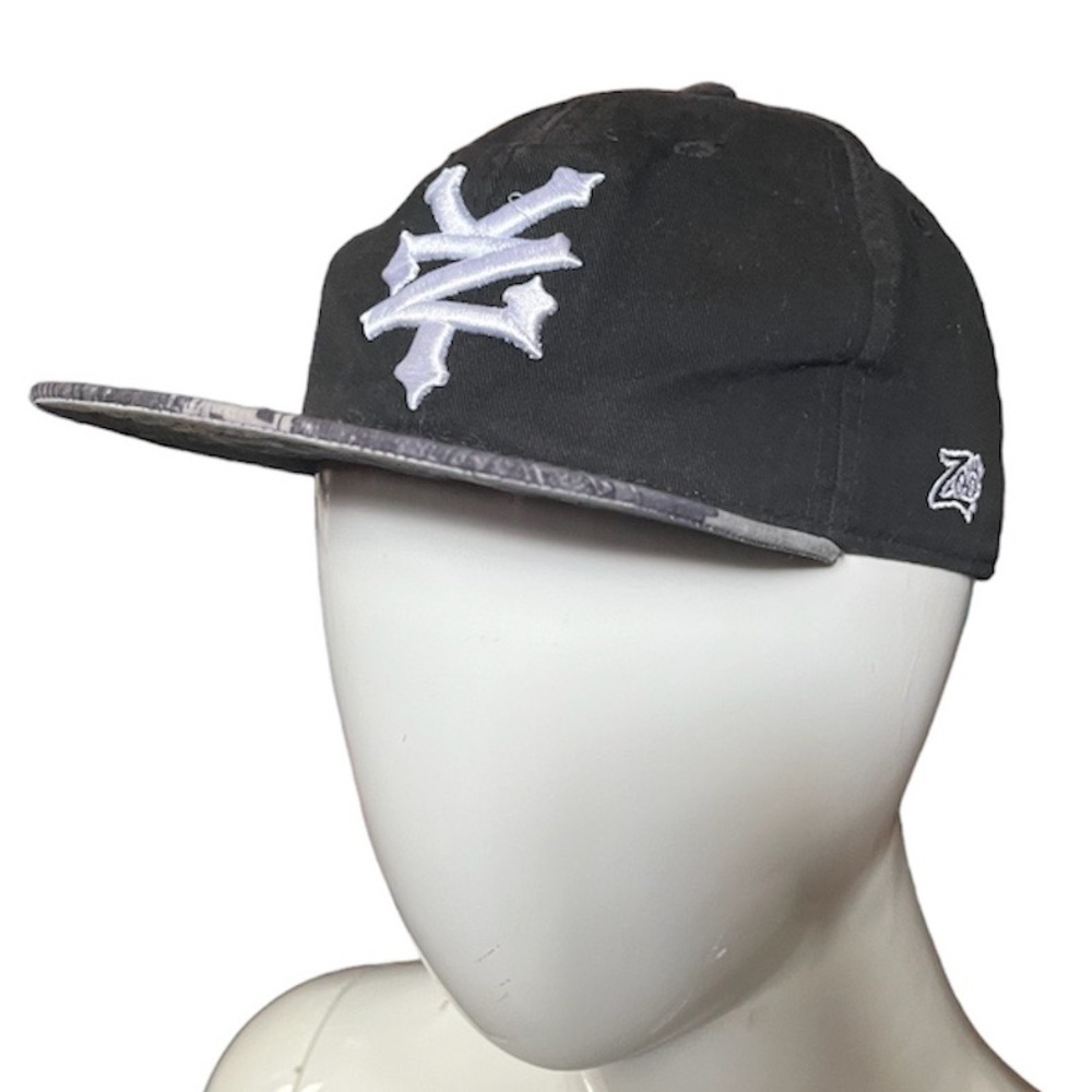Men’s Zoo York Hat!